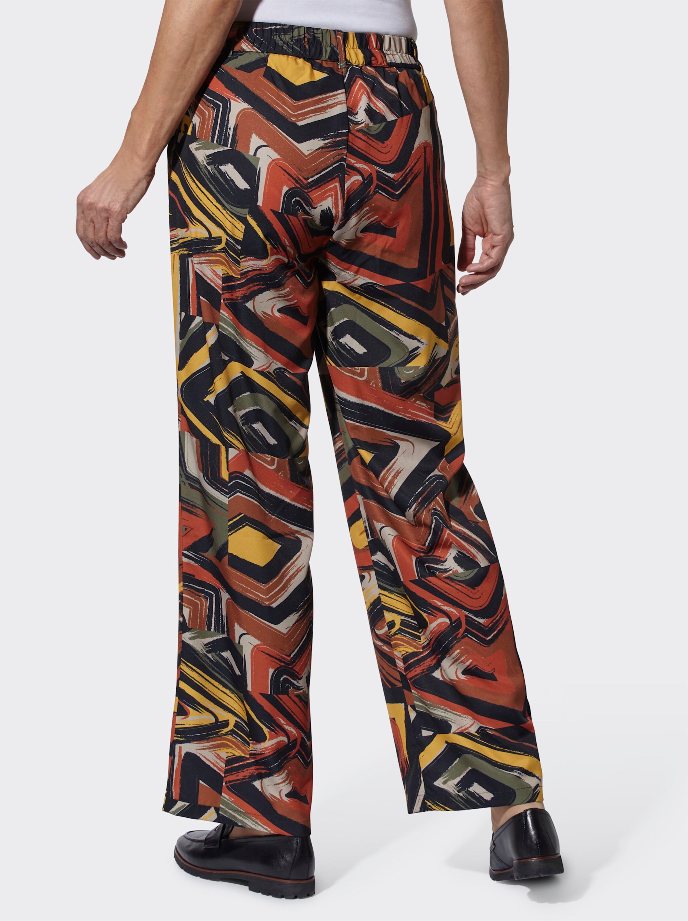 Hose in weiter Form
