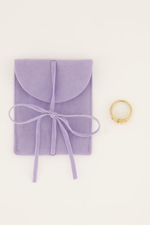 Ice cubes ring