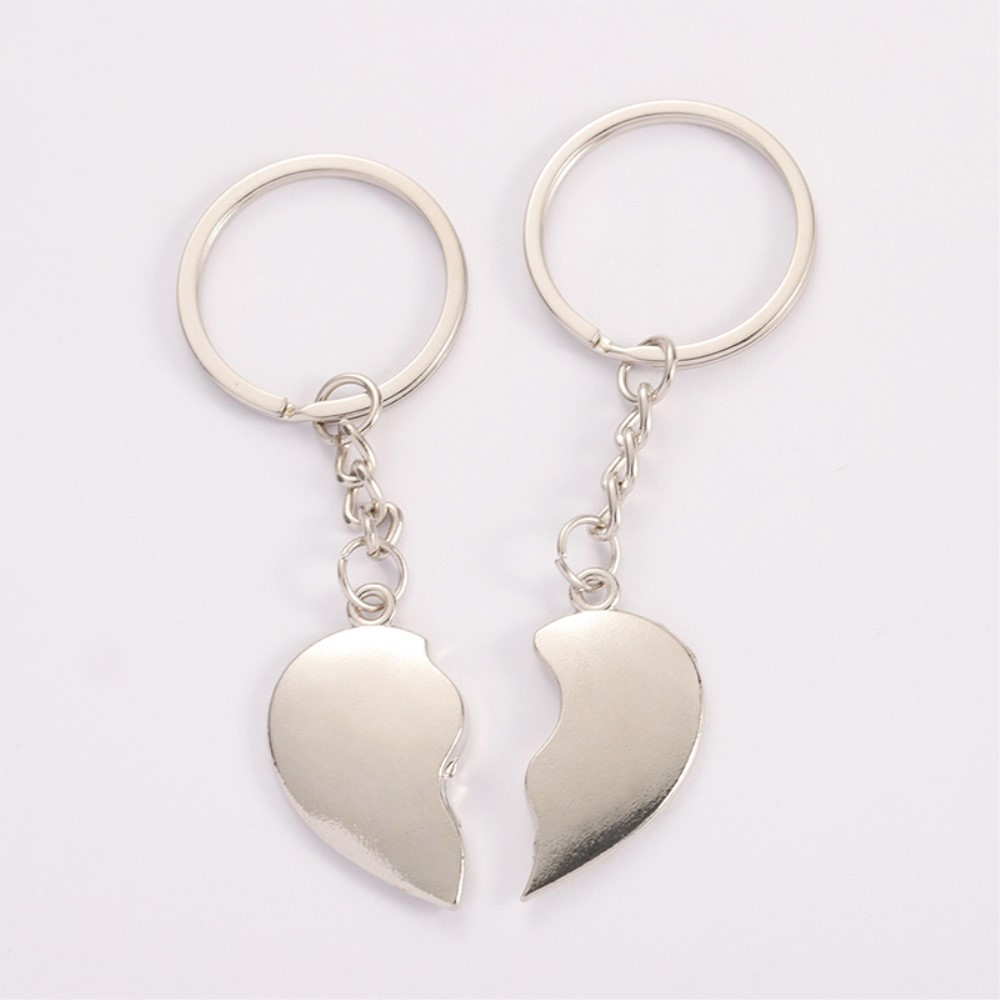 (2er Set) Magnetische Metall Herz Schlüsselanhänger Couple Handtaschen Accessoire mit Spaltring für Liebespaare / Feunde - Silber