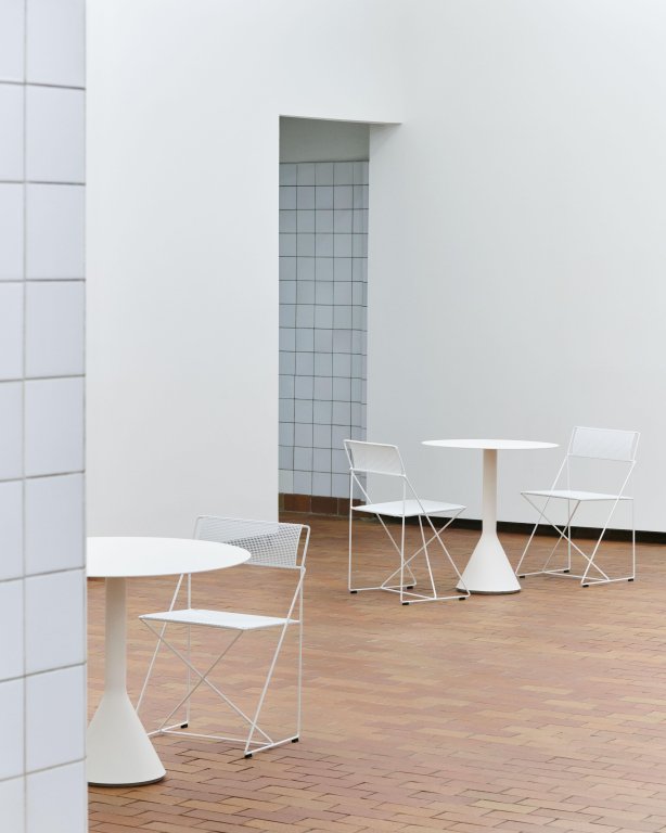 Hay Palissade Cone tuintafel 70 Anthracite