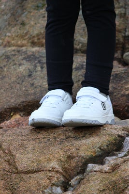 Nordbjørn Skooby Sneakers, Hvit/Grå