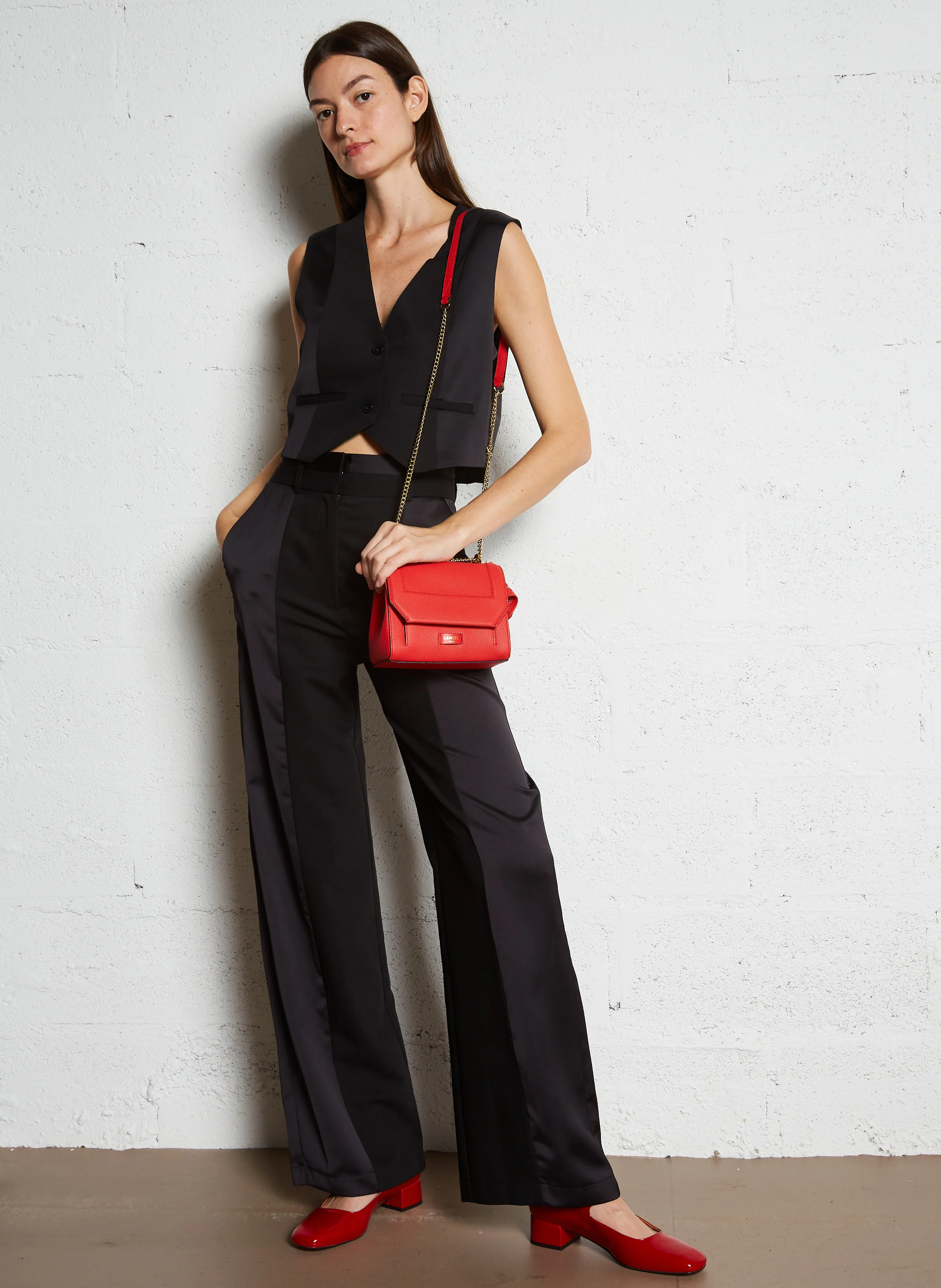 NINON S - Sac à rabat petit modèle en cuir grainé | Rouge