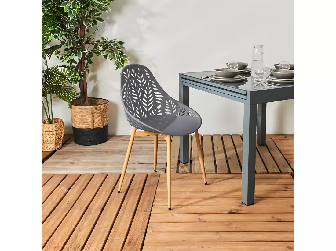 SAYA - Lot de 4 Chaises de Jardin Coque Plastique Ajourée Gris Pieds Métal
