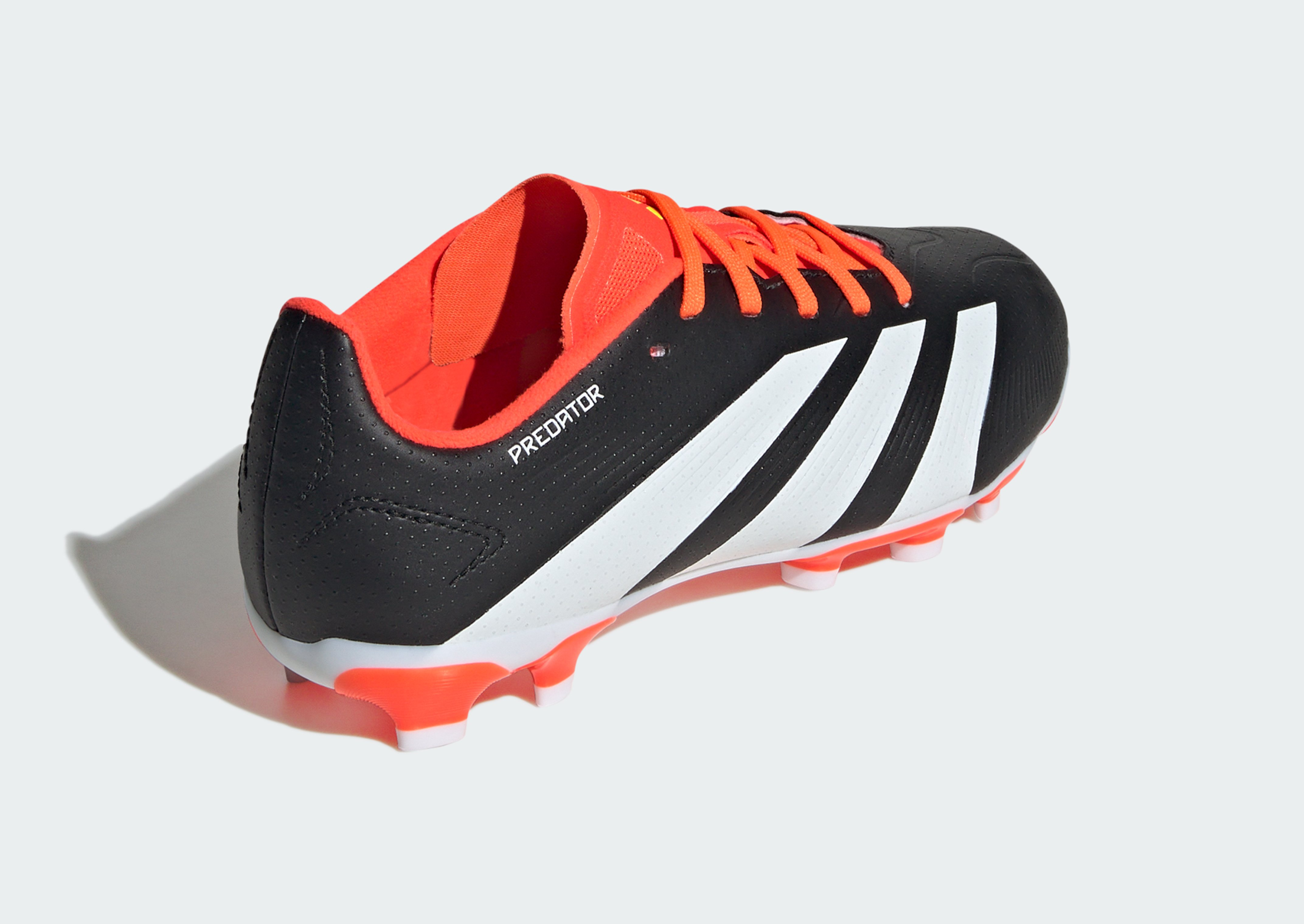 adidas Chaussure Predator 24 League Low Multi-surfaces