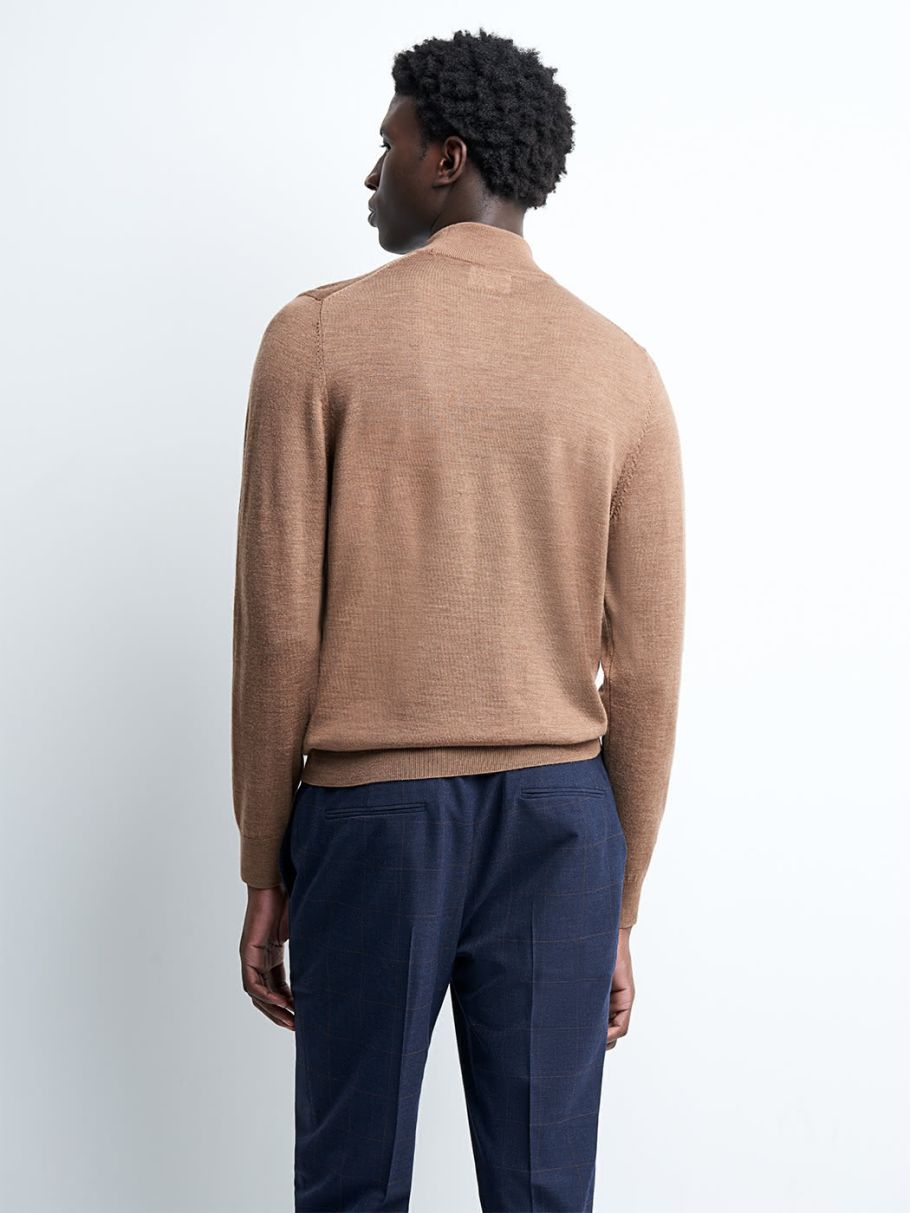 Pull col cheminée en laine mérinos