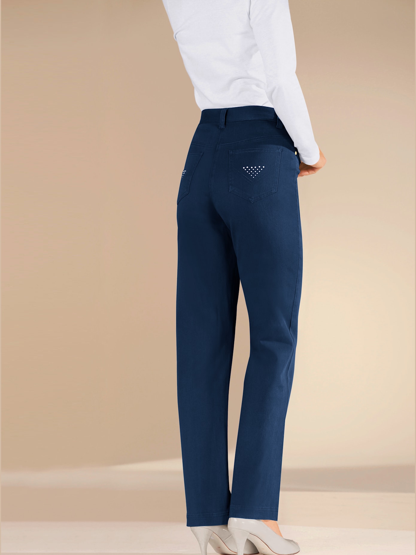 Jean coupe droite avec ceinture élastique au dos