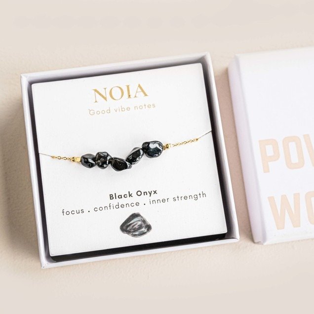 Noia Jewellery | Armband Onyx | Goudkleurig