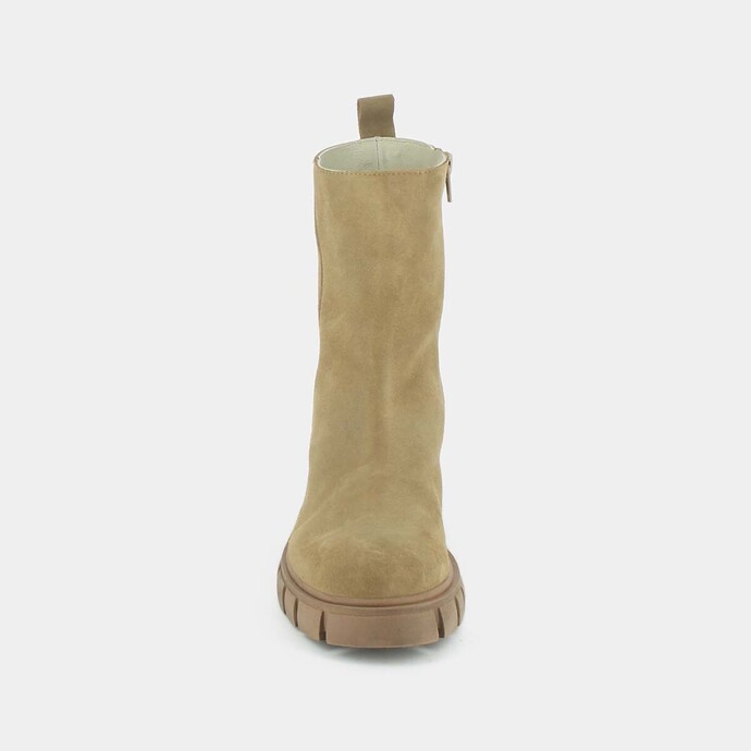Bottines à talons et semelles crantées  en croute beige
