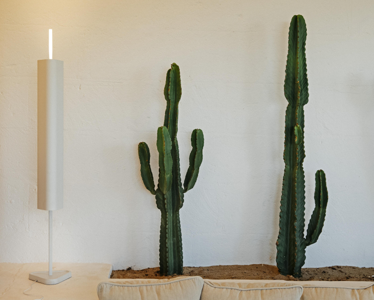 Flos Emi tafellamp LED Off White