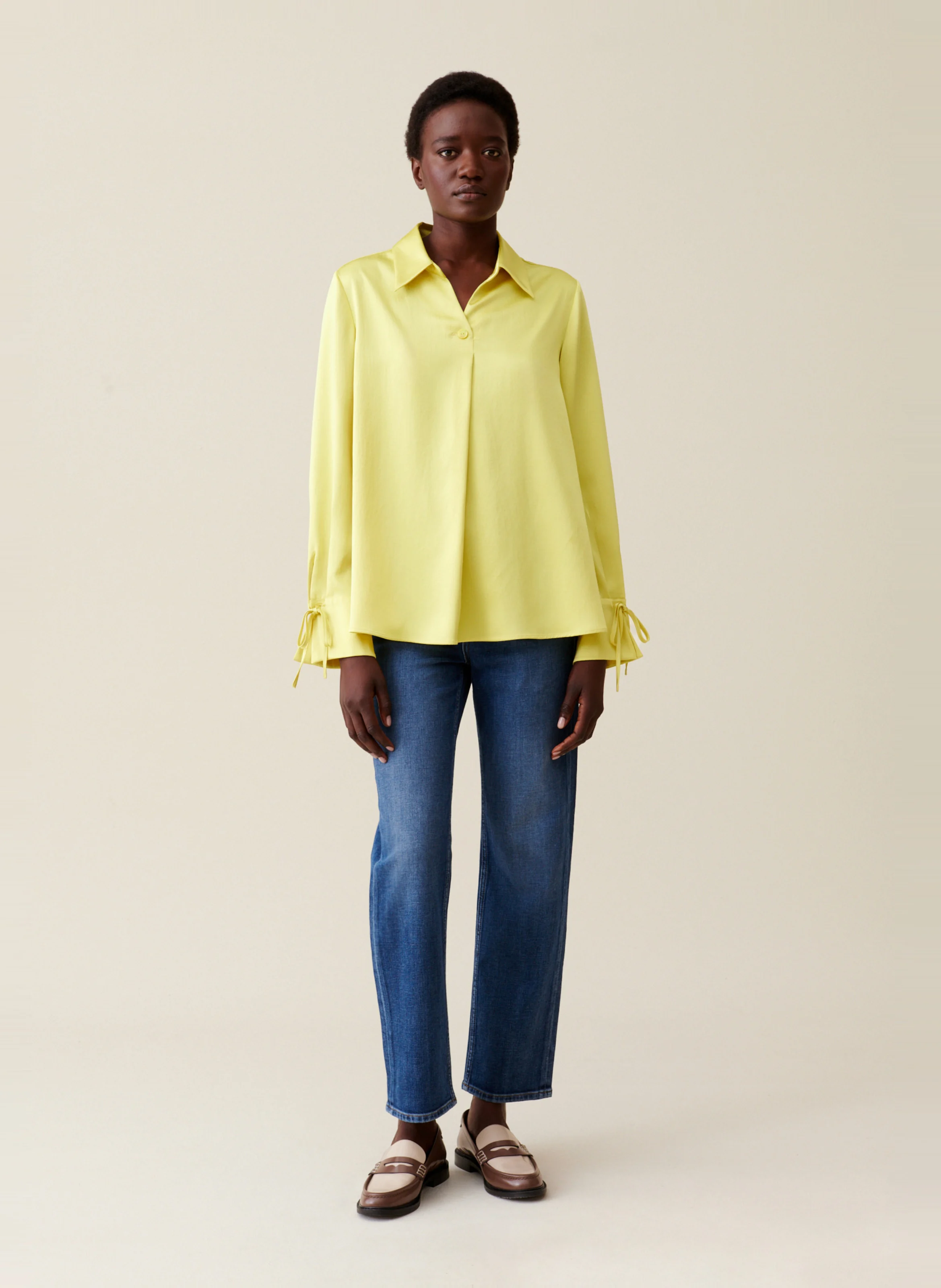 Blouse fluide col ouvert | Jaune