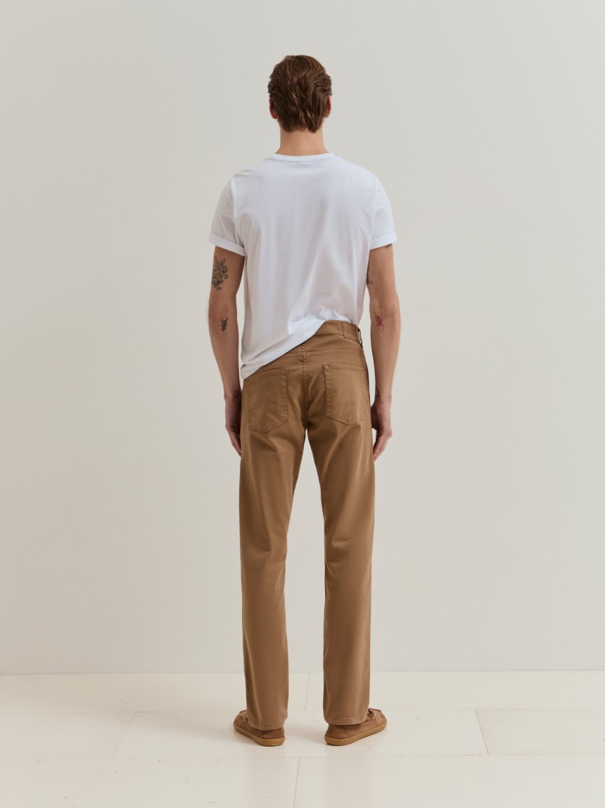 Calças chino regular fit