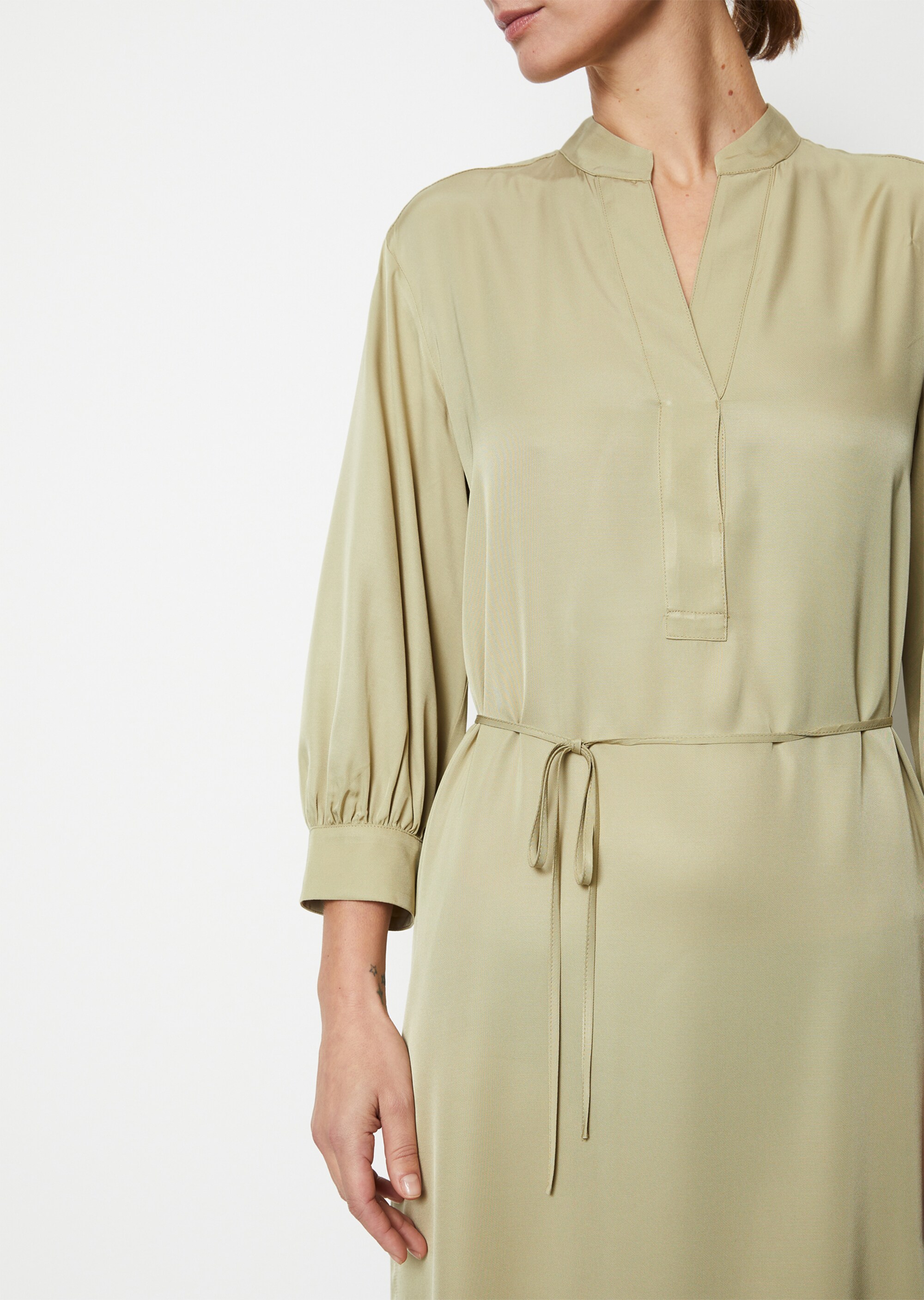Kleid straightaus Cupro-Viskose-Mix
