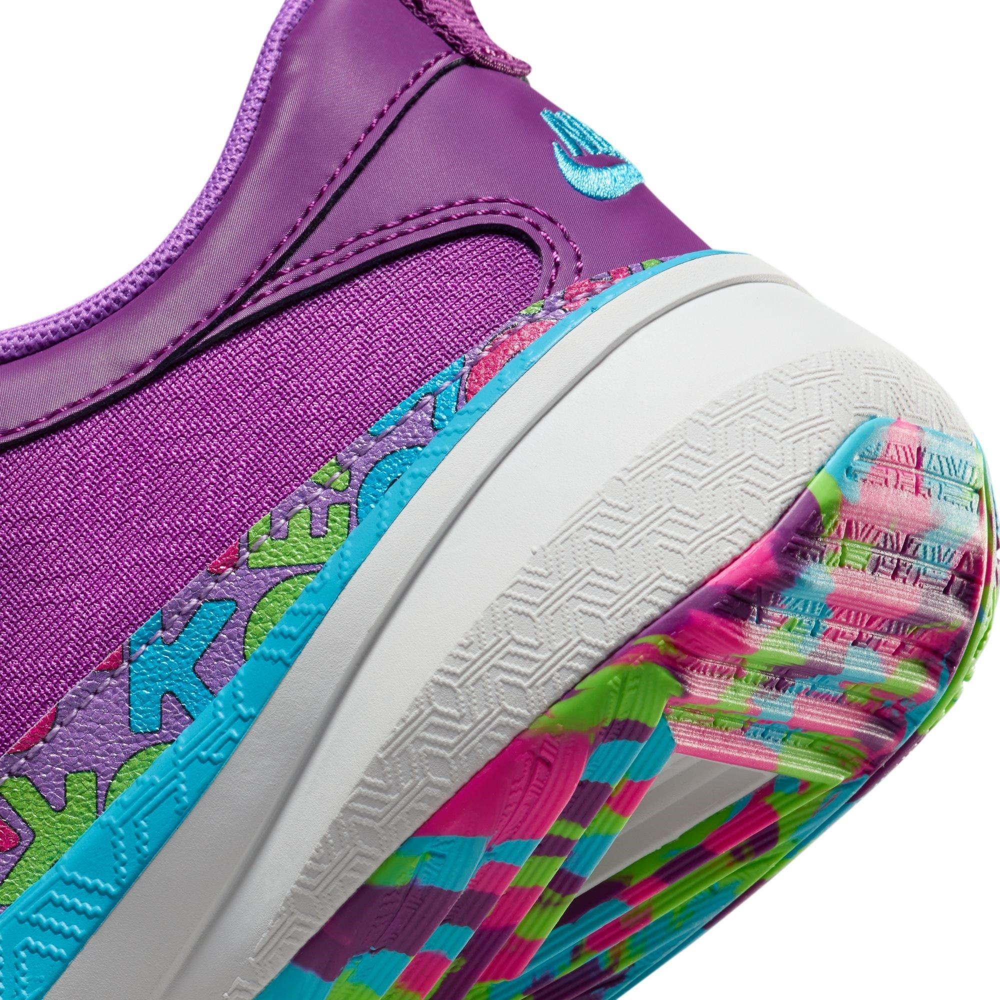 Nike Freak 5 Jnr Basketball Shoe