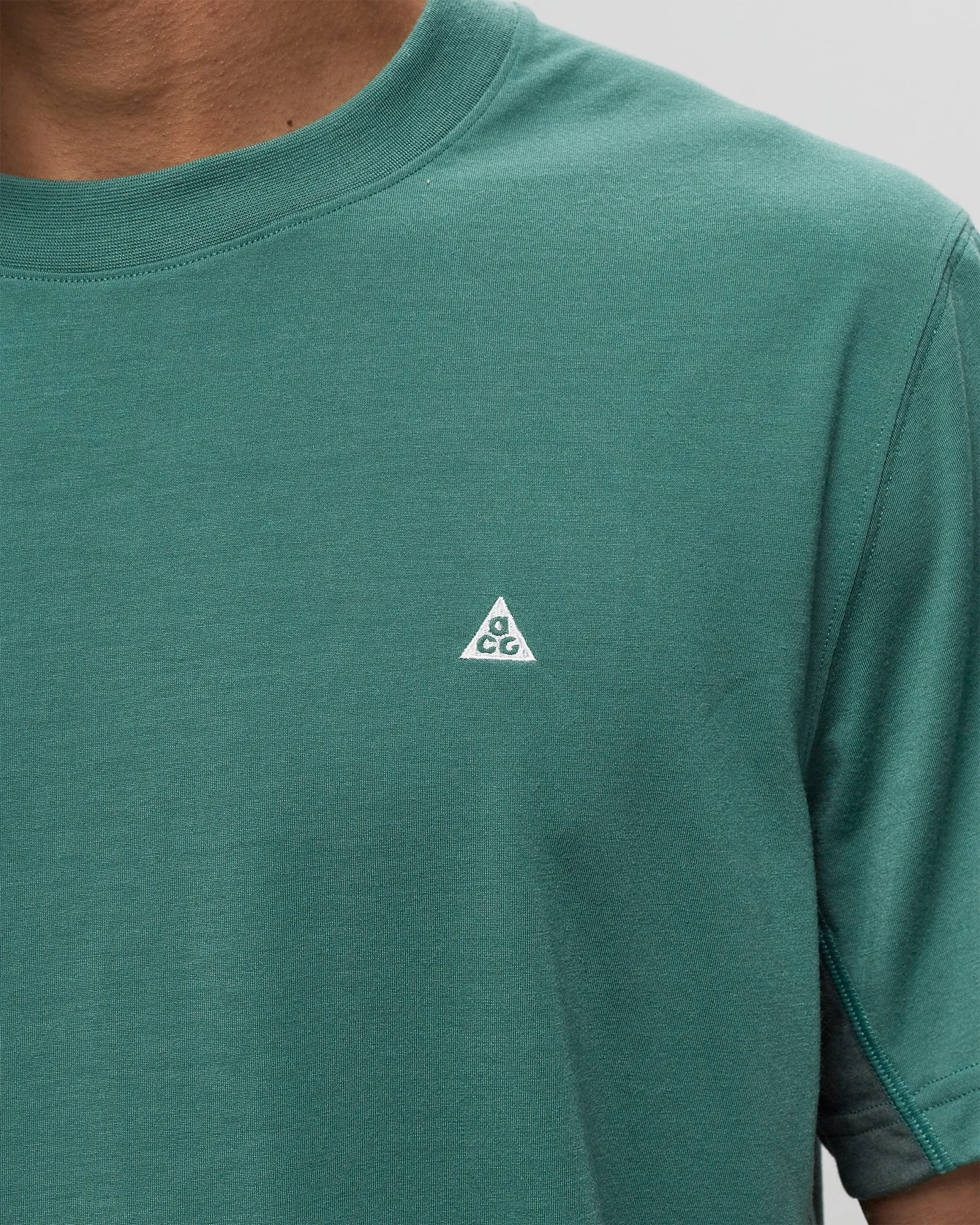 Nike ACG Dri-FIT ADV Goat Rocks Short-Sleeve UV Top
