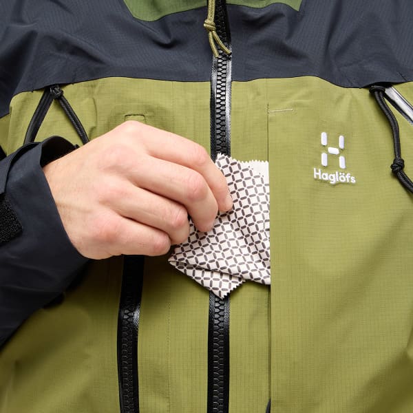 Veste ski de randonnée HAGLÖFS VASSI GTX PRO JACKET MEN OLIVE GREEN/TRUE BLACK