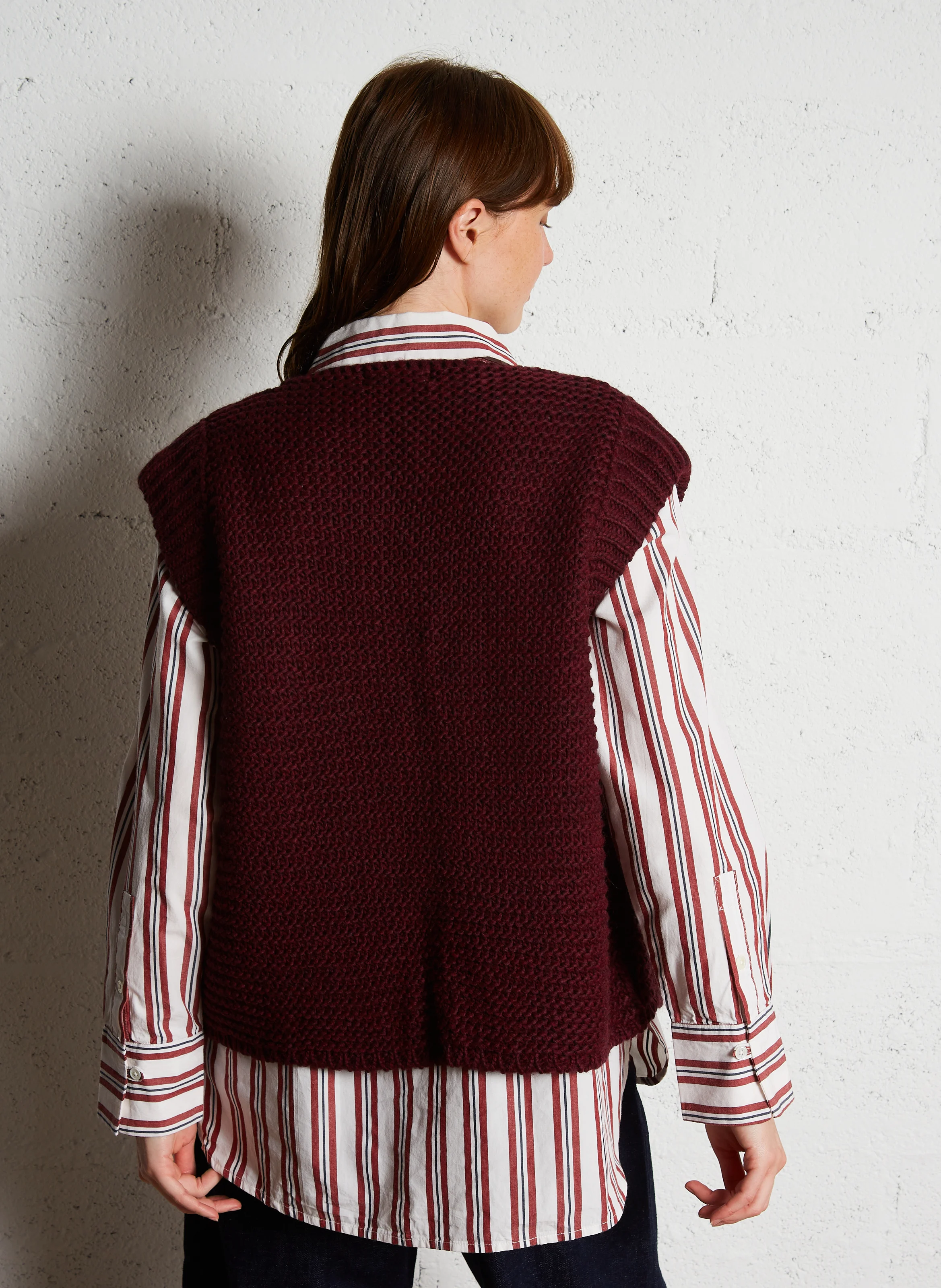 SHERINE - Gilet col rond en maille | Rouge
