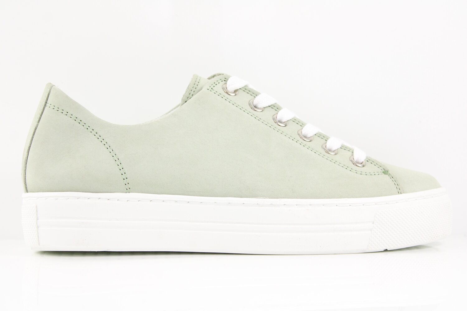 Gil Peterson Sneaker