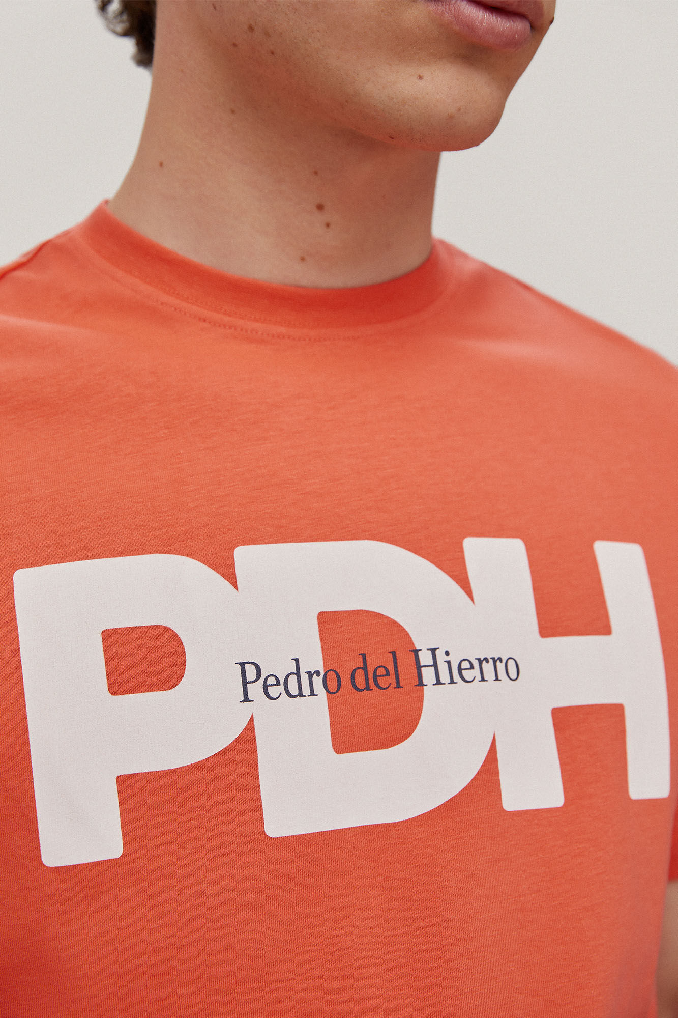 Camiseta com logo - Vermelha
