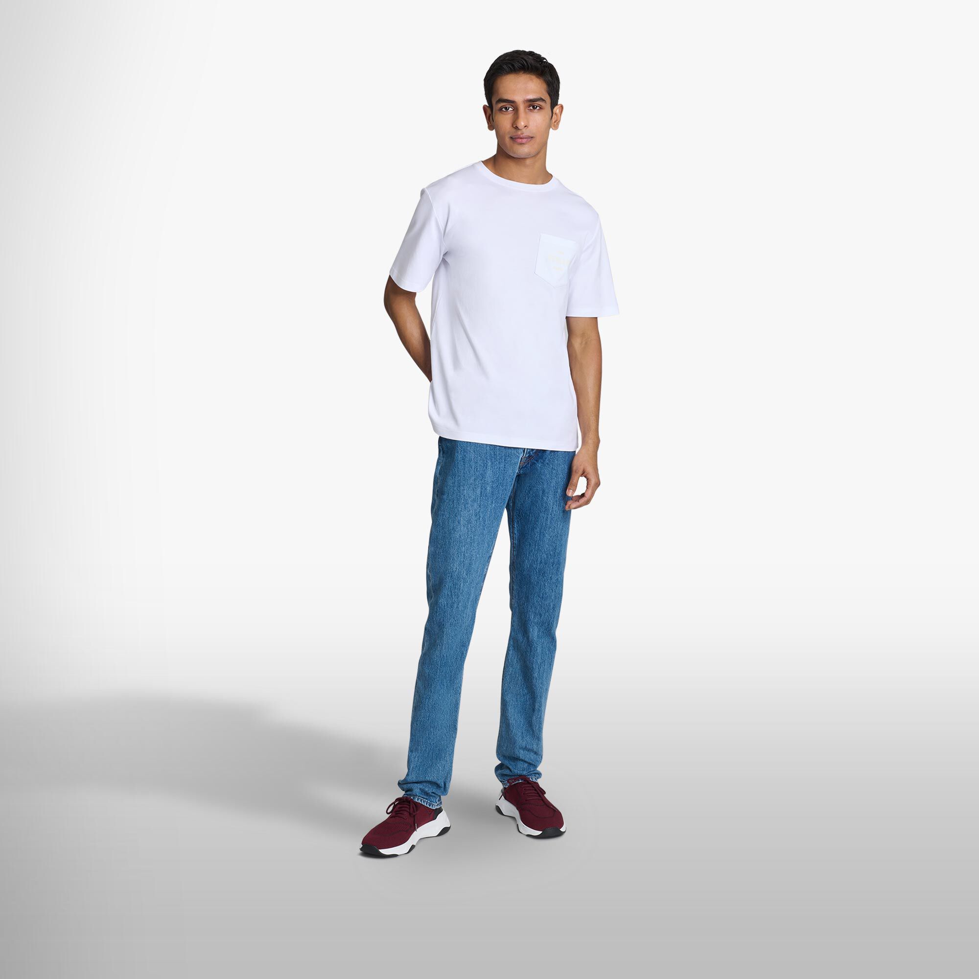 T-Shirt Avec Logo Sur La Poche