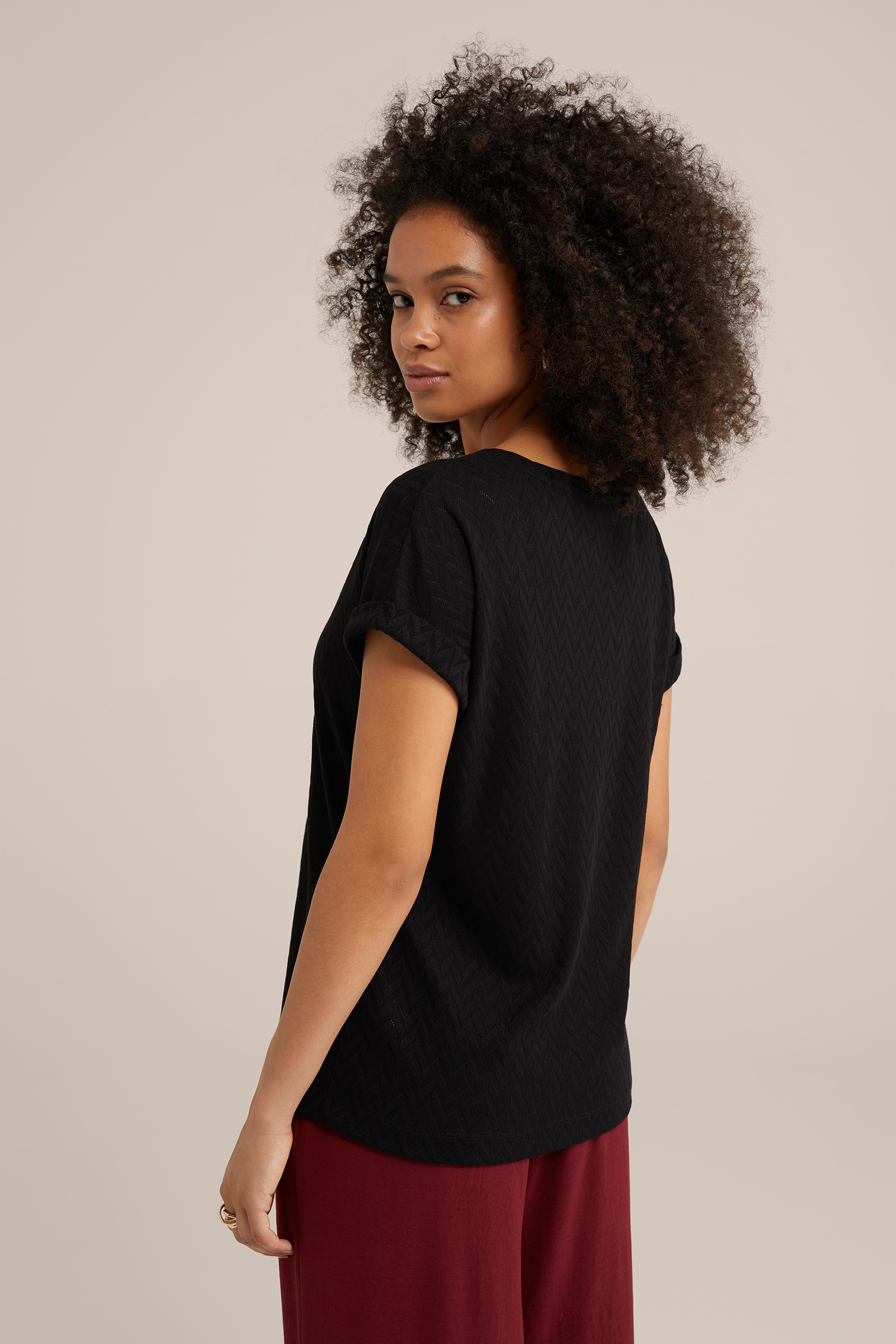 T-shirt met opengewerkt dessin WE Fashion Zwart