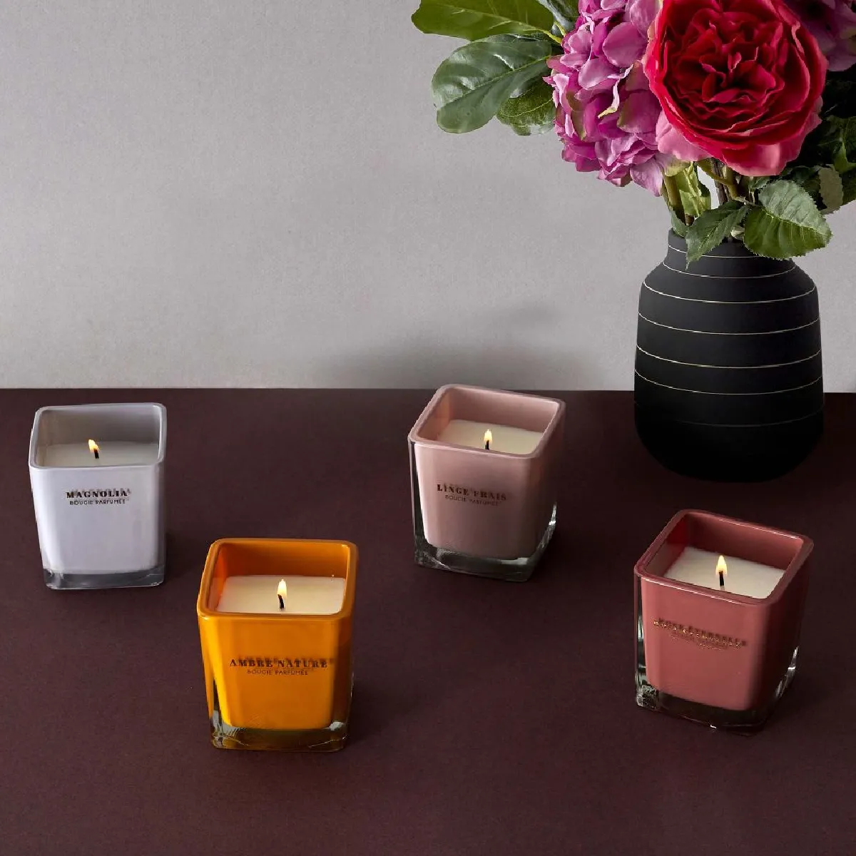 The Home Deco Factory Bougie parfumée carrée Nude 7 cm Lot de 4