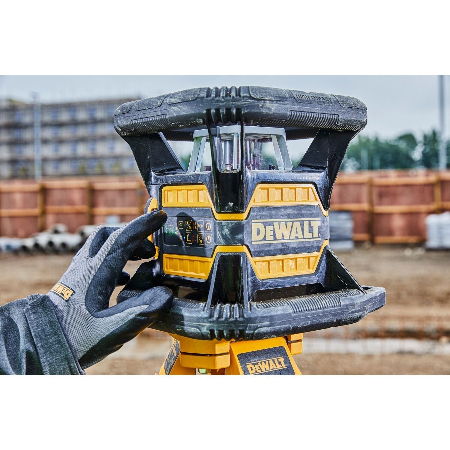 DeWALT DCE080D1GS-SET Roterende laser BT 18V XR   statief DE0736   meetlat DE0737