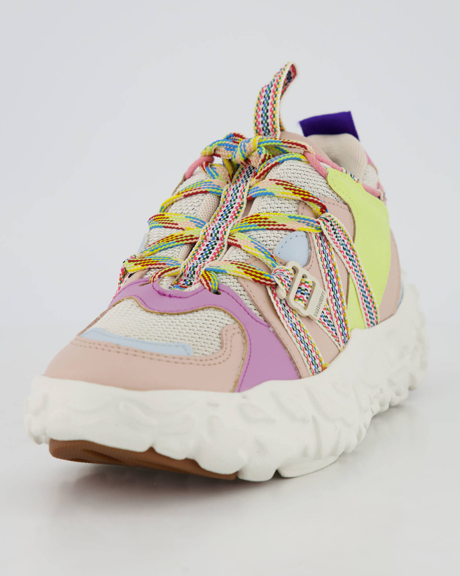 Embassy of bricks and logs| Damen Sneaker SHEFFIELD