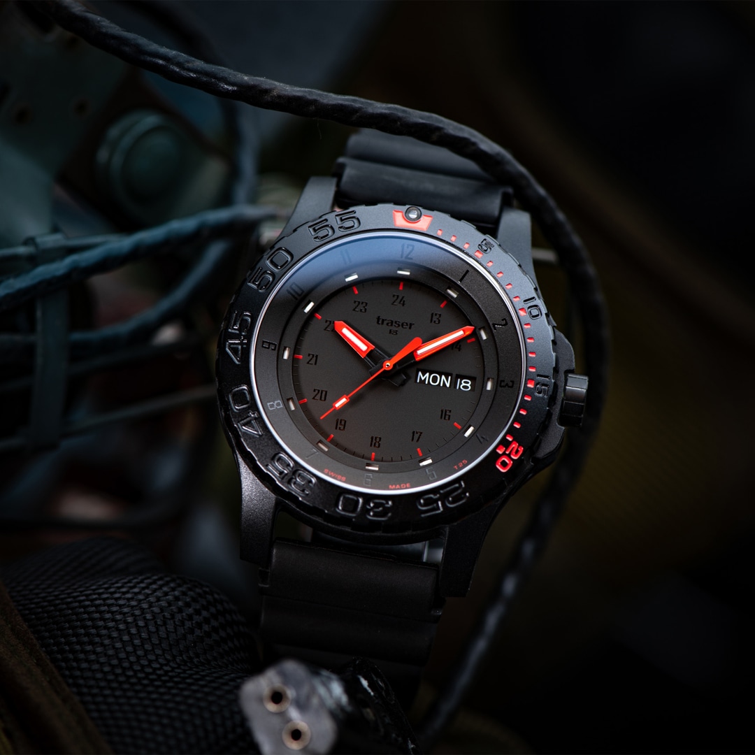 traser P66 Tactical Mission Red Combat