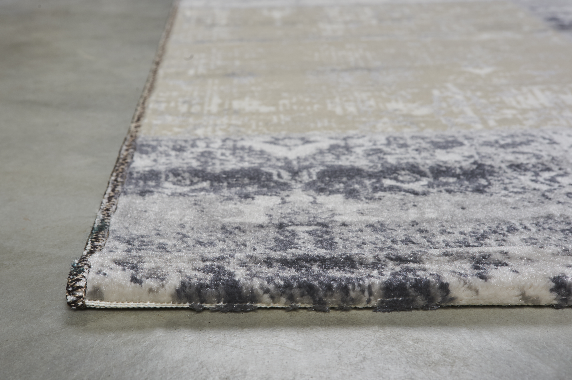 Vloerkleed dark grey 200x290 cm