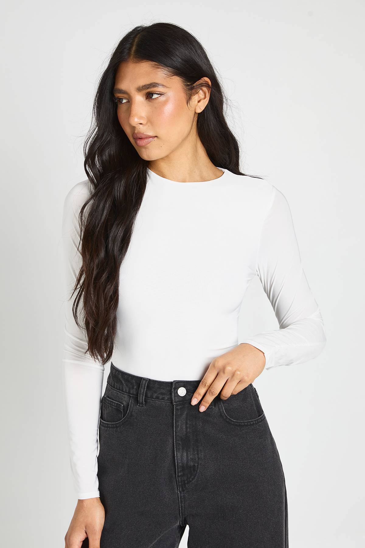 boohoo Body Tall À Manches Longues Col Rond En Tissu Slinky Double Épaisseur