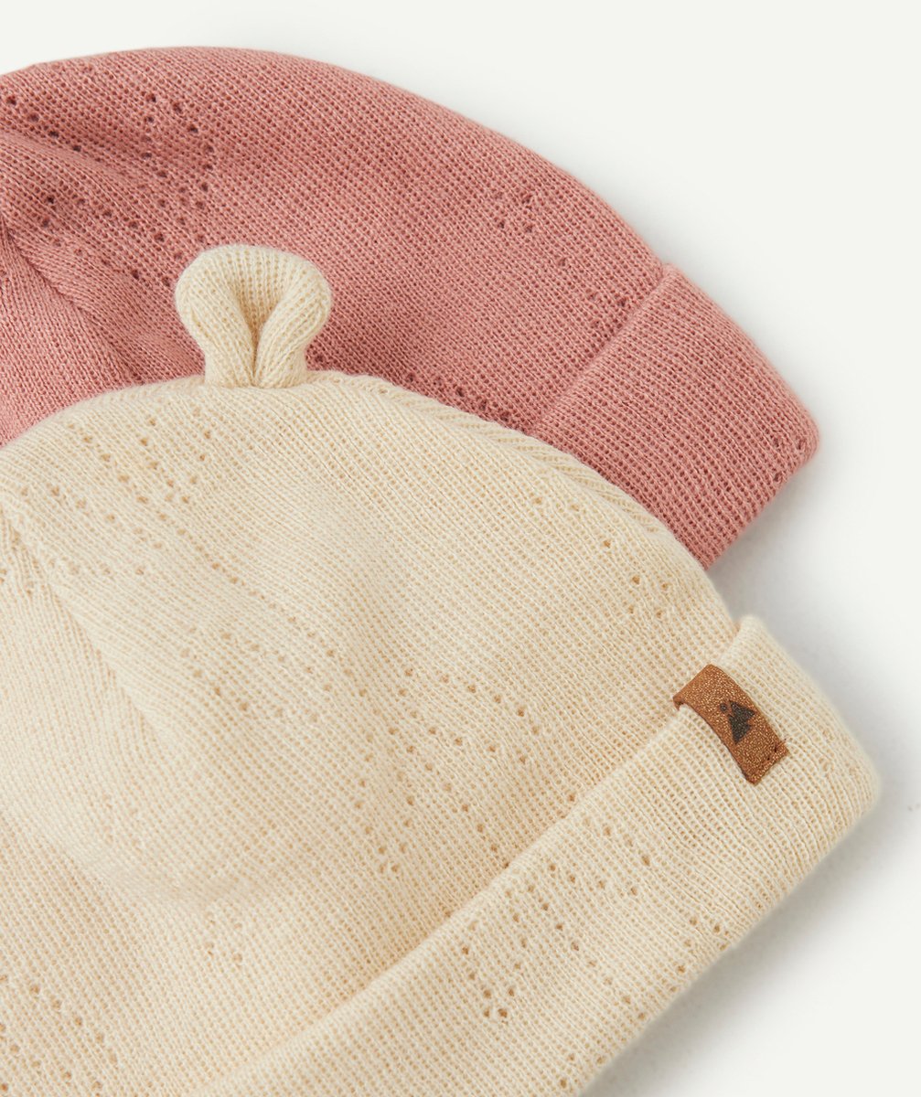 LOT DE 2 BONNETS BÉBÉ FILLE EN FIBRES RECYCLÉES ÉCRU ET ROSE