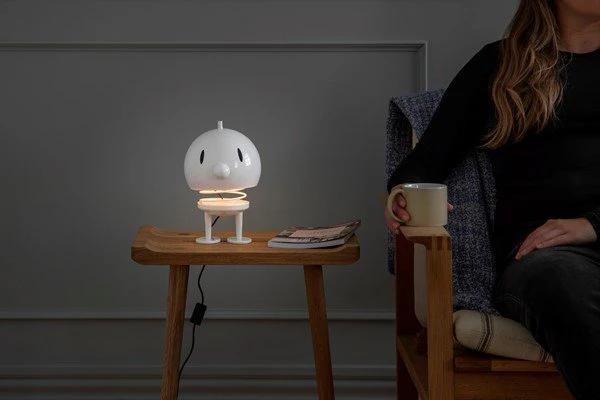 Hoptimist  X-Large bordlampe - Hvid, Ø: 15 cm.
