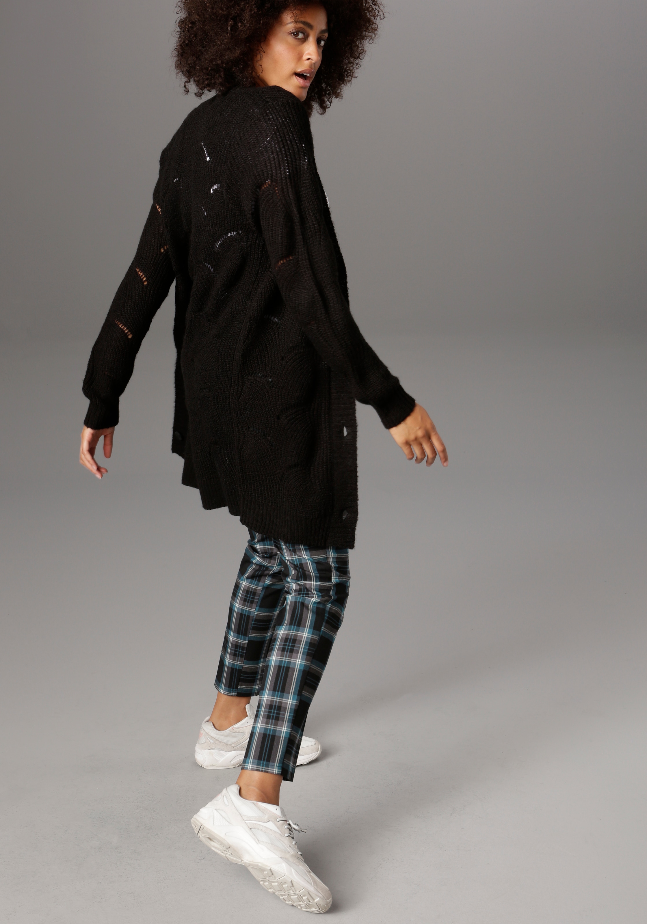 Aniston SELECTED Longstrickjacke mit Lochstrick-Muster