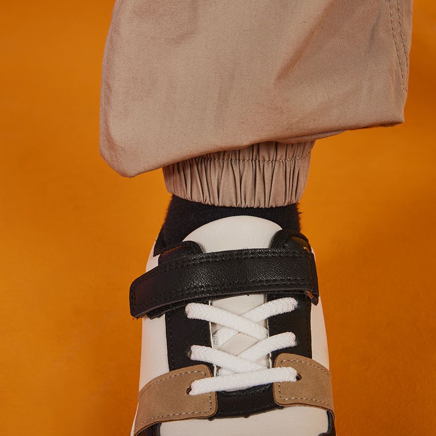 Pantalon cargo style parachute à poches pour garçon - Beige