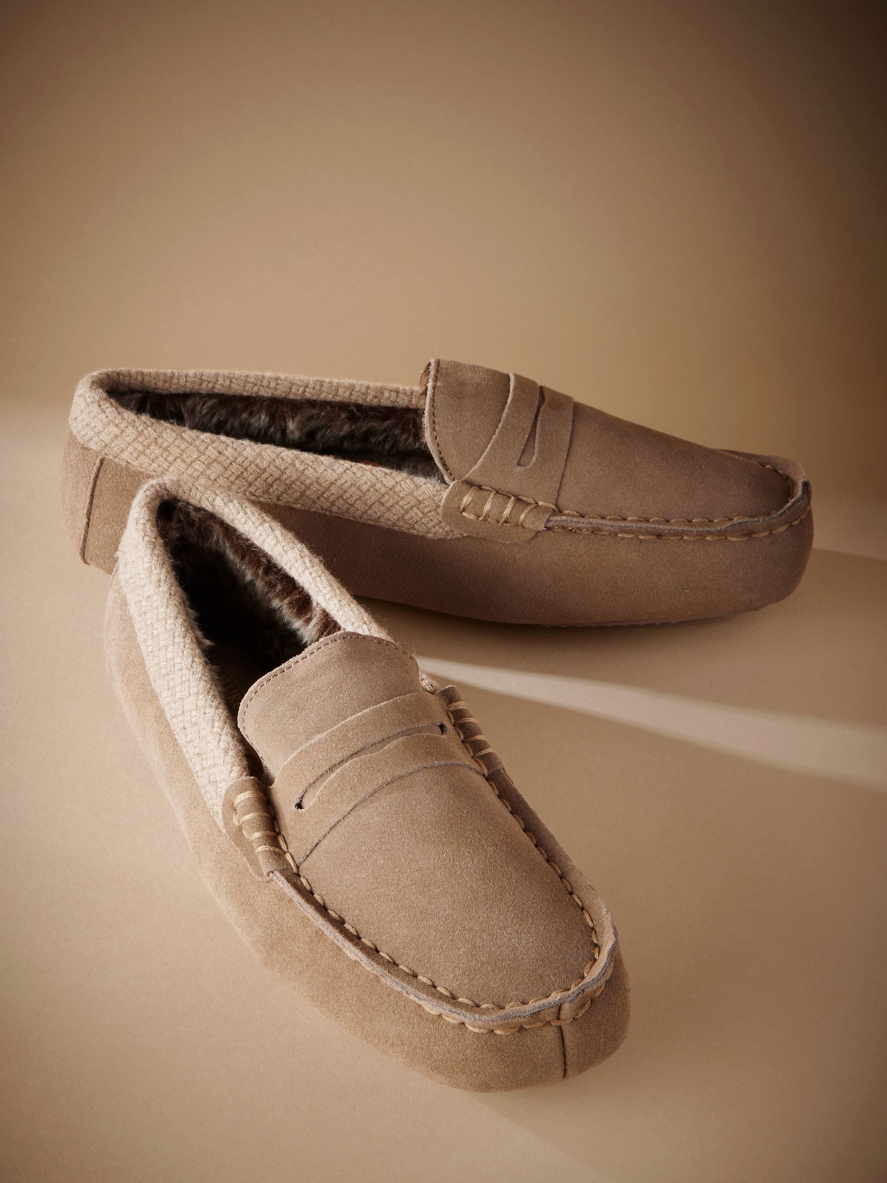 Taupe bruin - Signature Suede Fabric Trim Moccasin Slippers