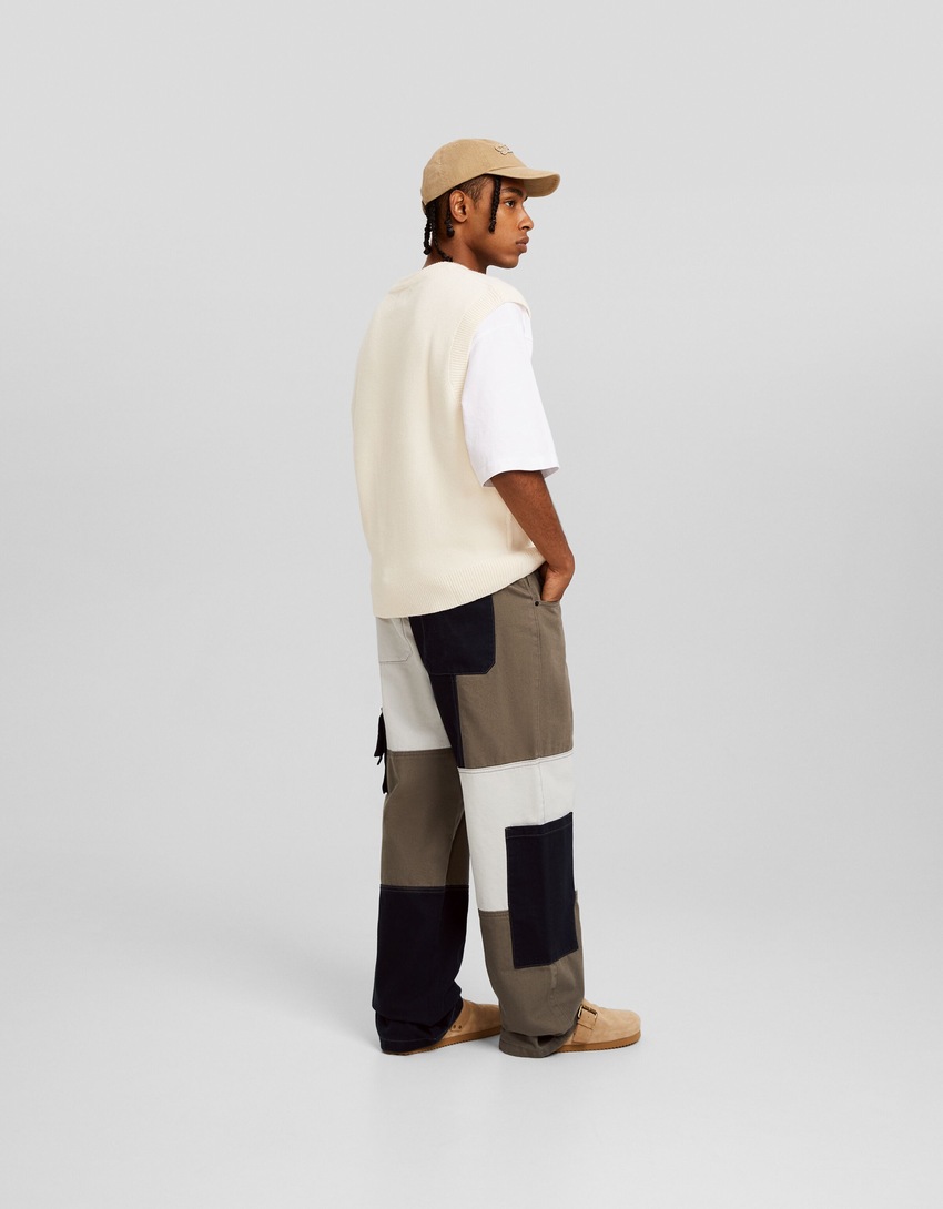 calça cargo color block