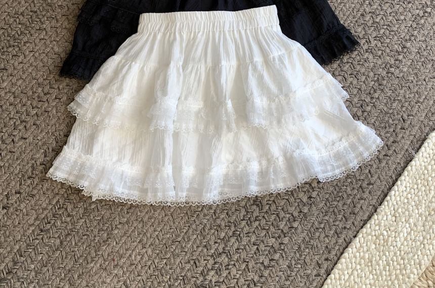 Closette - Hoge taille effen ruche paneel kant mini A-lijn rok