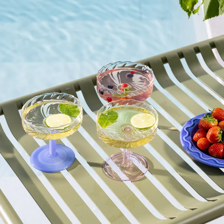 &klevering - Coupe Twirl Champagnerglas, dunkelgrün (2er-Set)