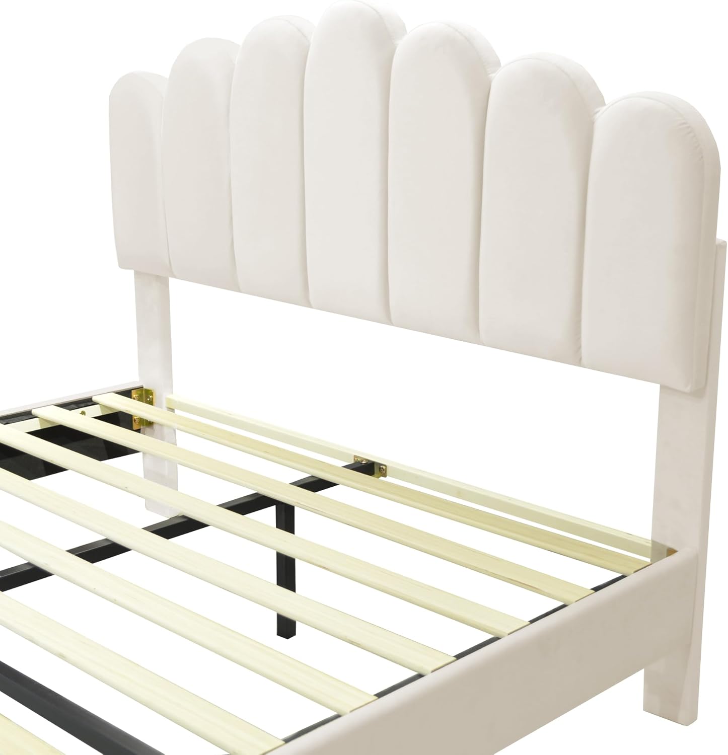 ZYLOYAL10 Polsterbett Doppelbett 140 x 200 cm, Bettgestell mit Kopfteil und Lattenrost, Erwachsenen-Jugendbett-Gästebett in hautfreundlichem Samtstoff (Beige, 140 x 200 cm)
