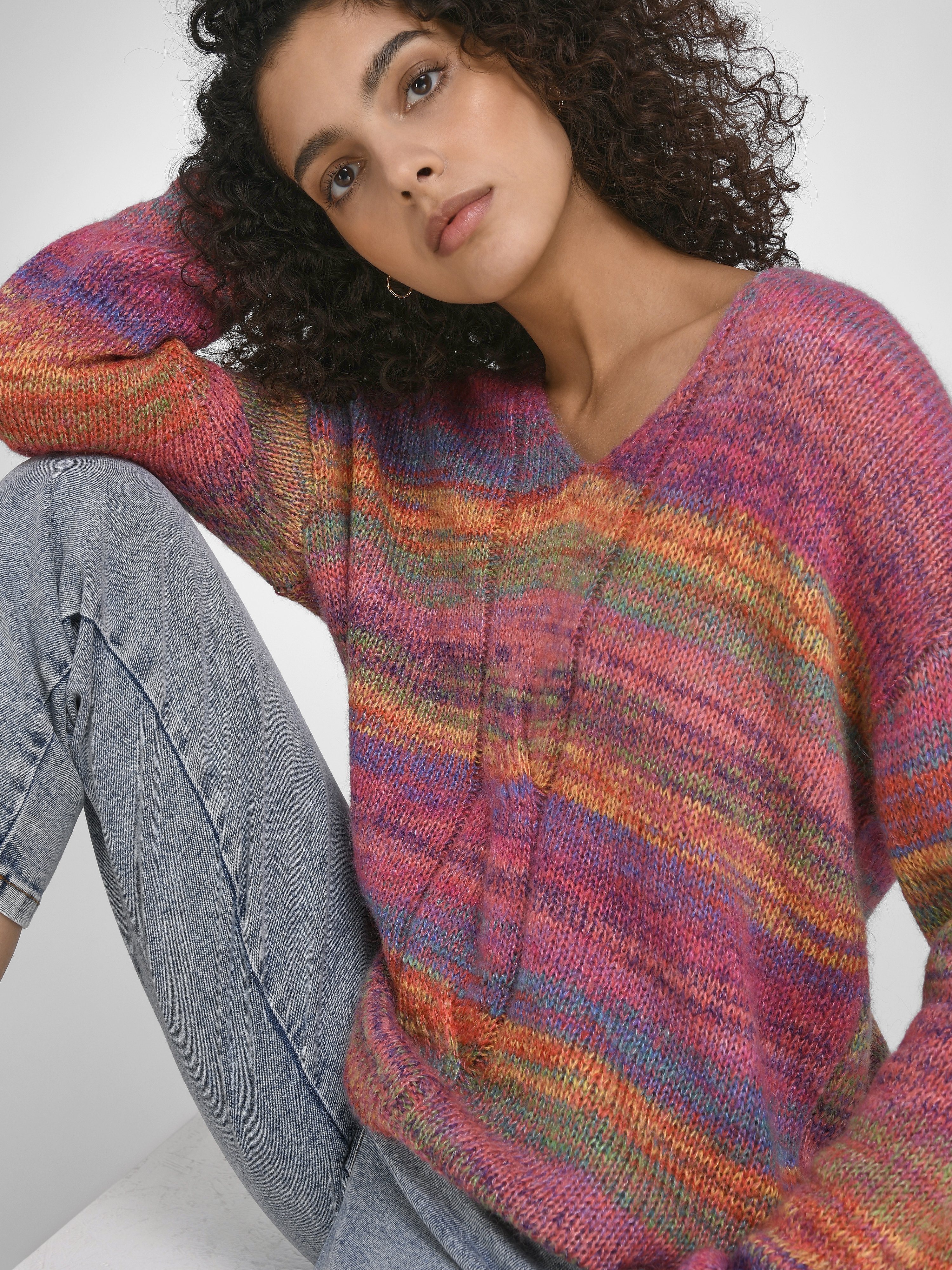 V-Pullover
