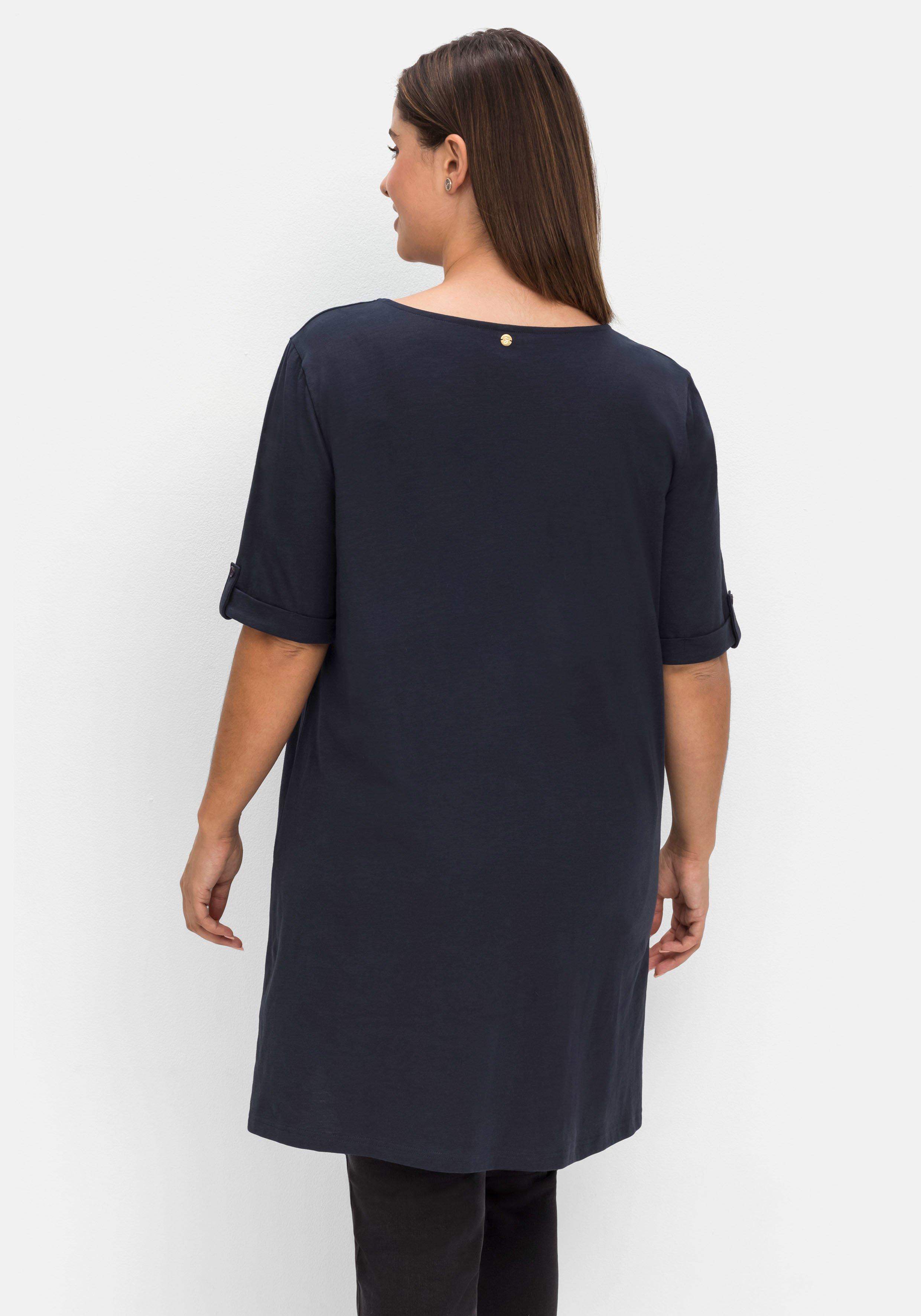 Longshirt mit geschlitztem Ausschnitt