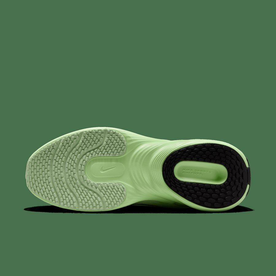 Nike Uplift SC