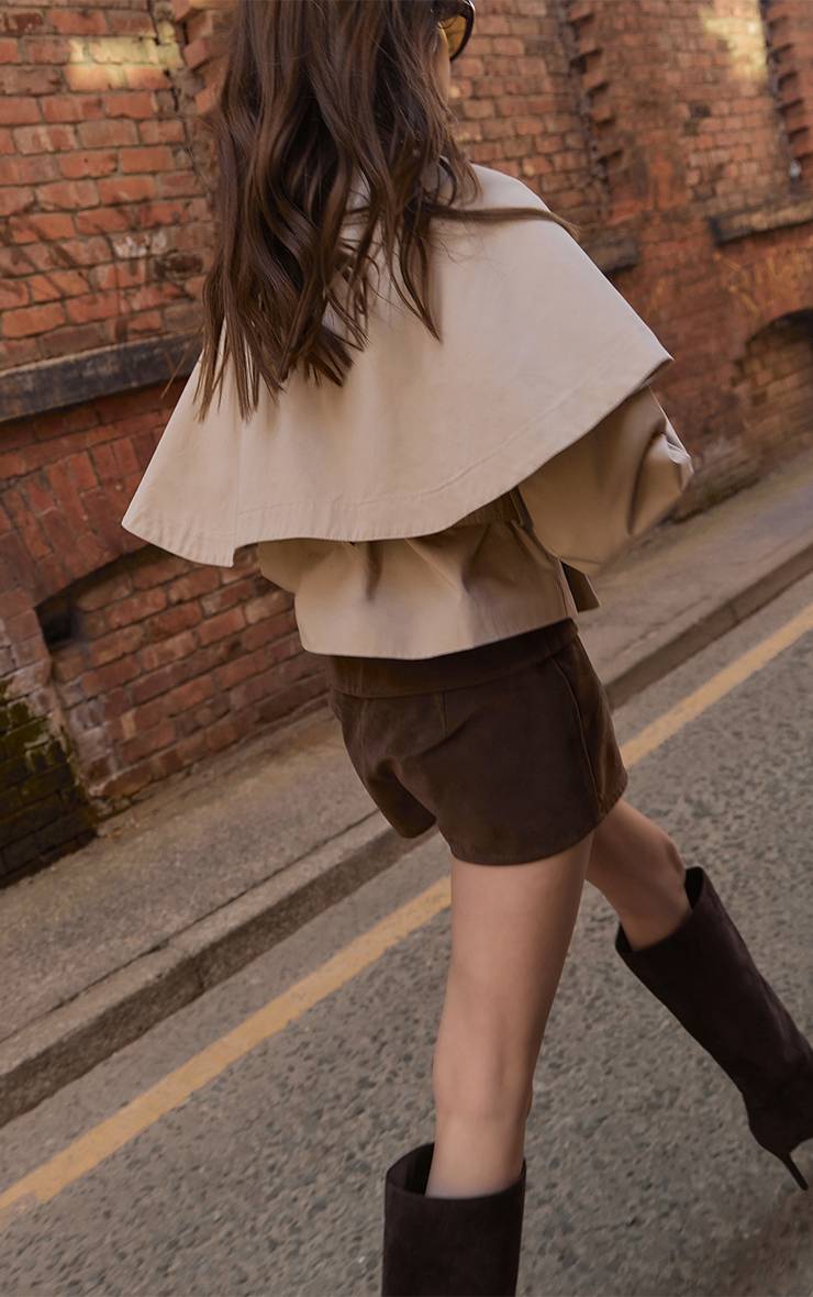 Beige Trench Court Col Montant Avec Détail Cape