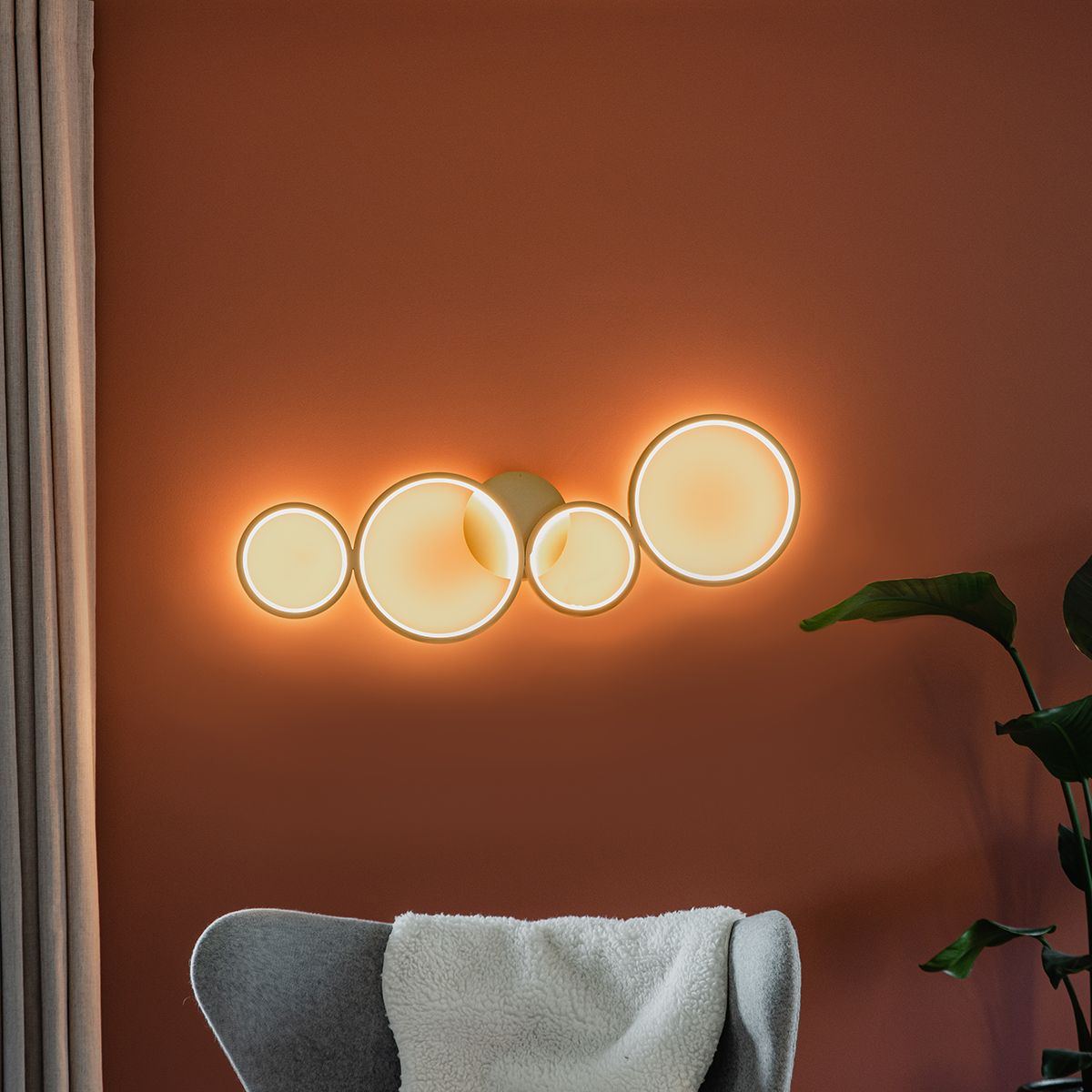 Plafondlamp goud incl. LED 3 staps dimbaar 4-lichts - Lupolo