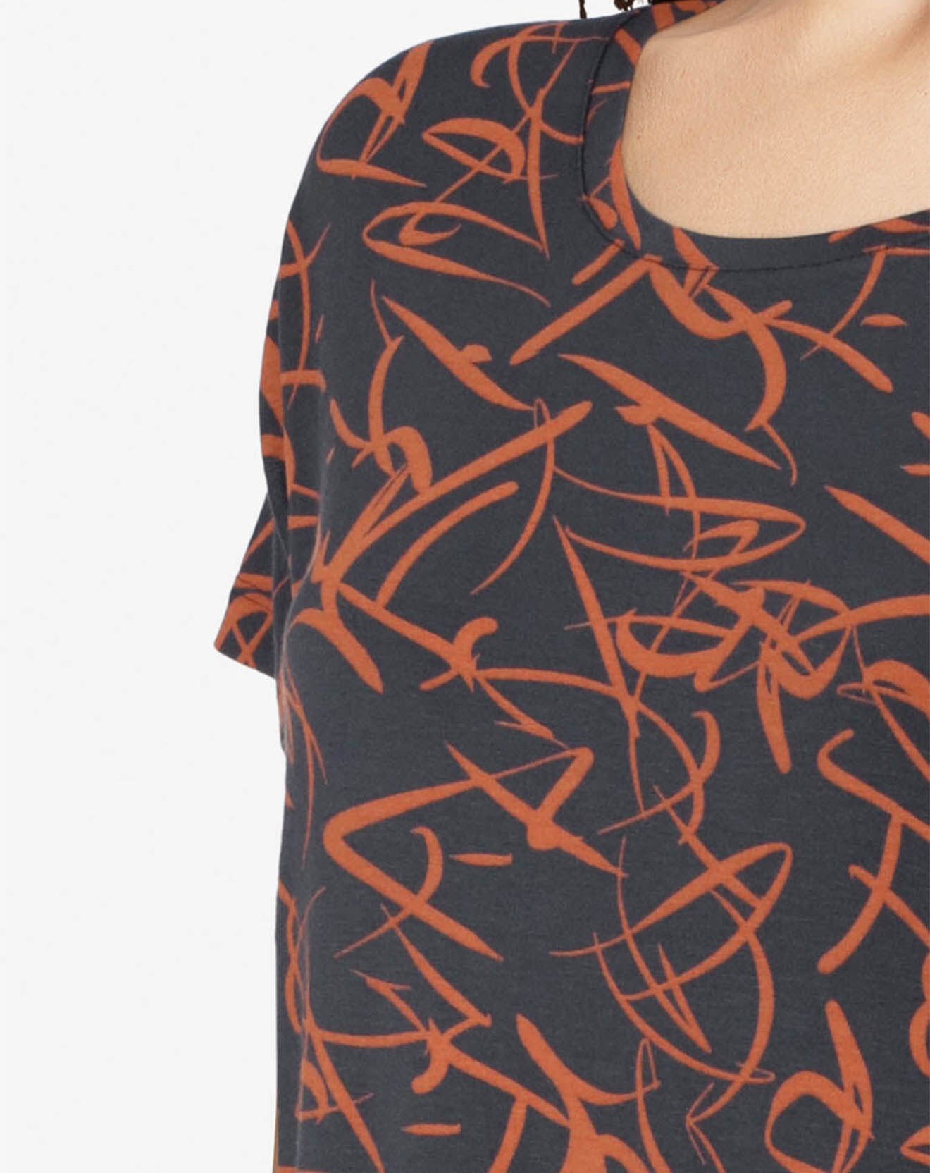 Femilet T-Shirt de pyjama Volcano imprimé noir/orange