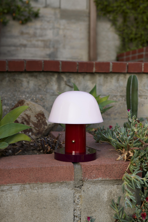 &tradition Setago JH27 tafellamp LED oplaadbaar Nude & Forest