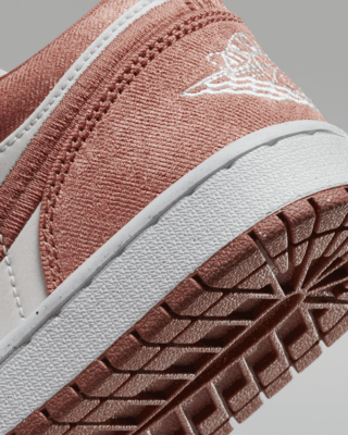 Air Jordan 1 Low SE Women's Shoes