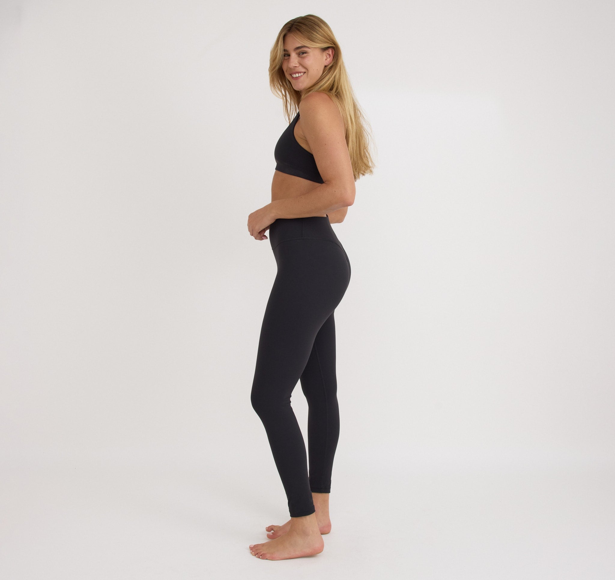 RECYCLED NYLON<br>Active Leggings