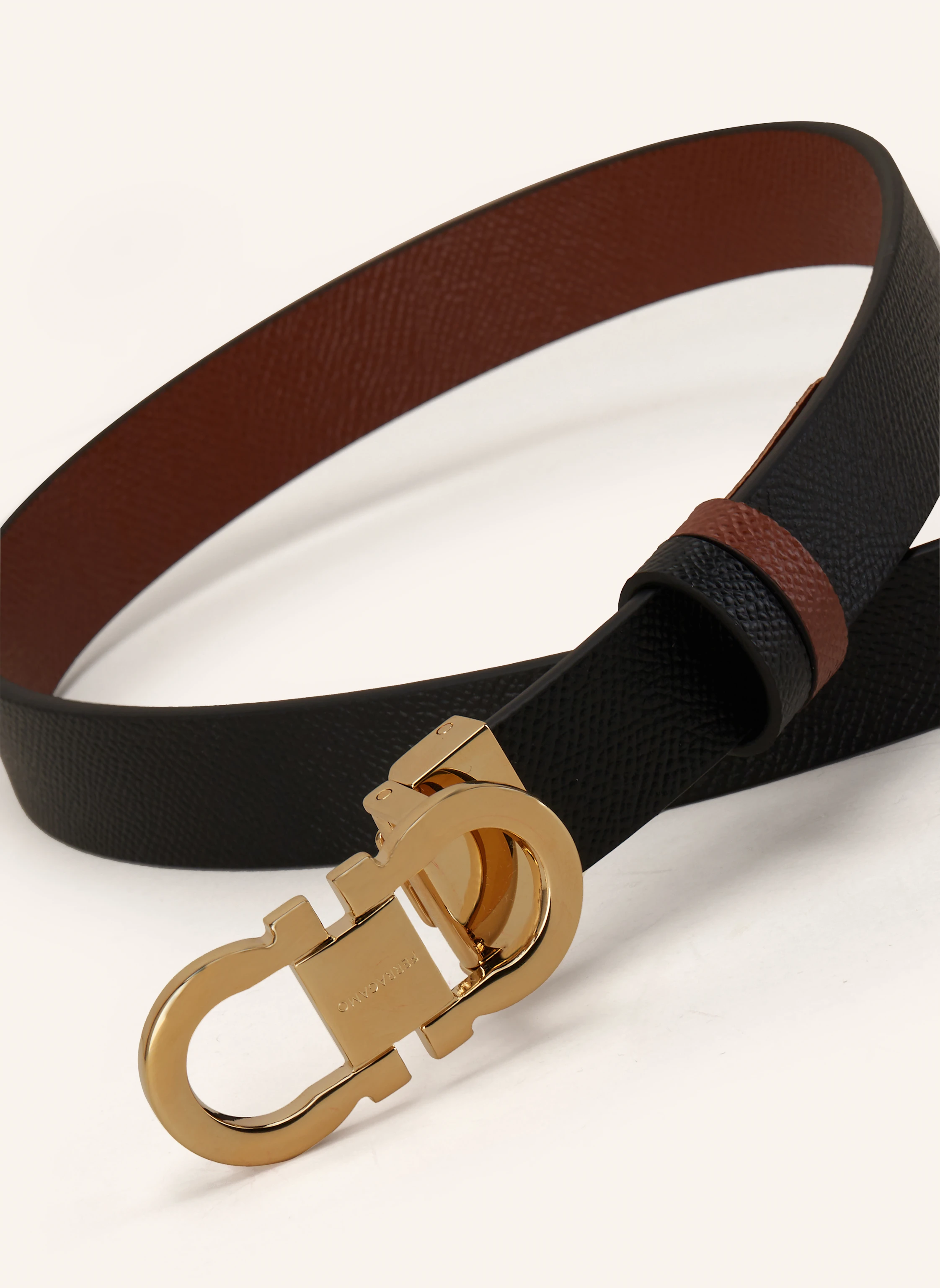 FERRAGAMO Ledergürtel zu Wenden