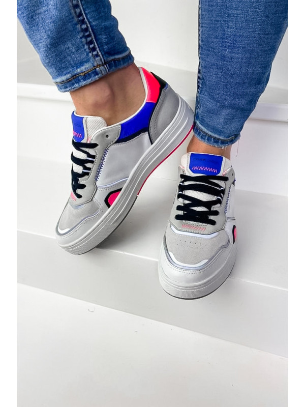 Sneakers Low Top Off Court  - Crime London